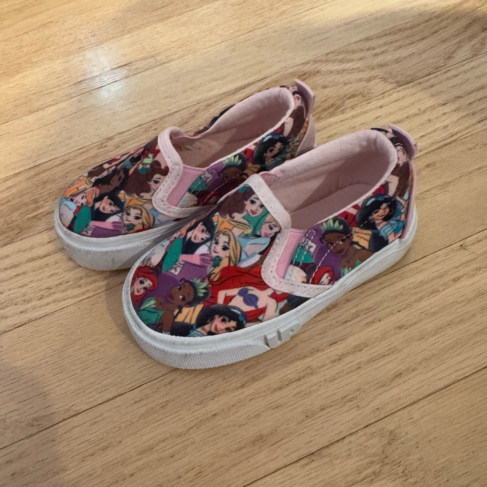 Princess sneakers UP brand toddler size 6